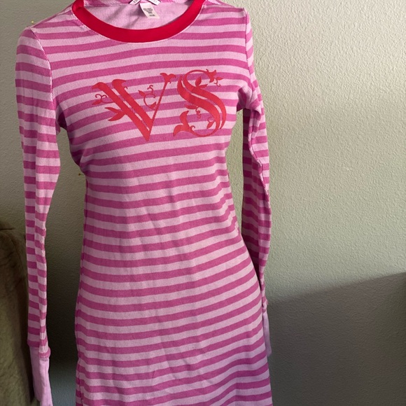 Victoria Secret PJs - Picture 3 of 3